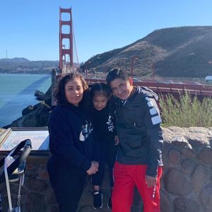 Meet your Posher, Dina